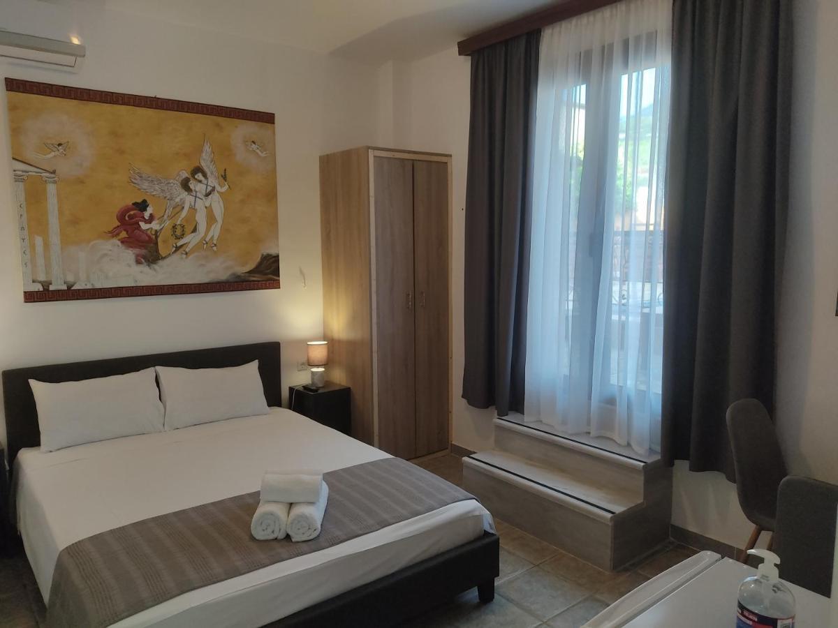 Vília Xenonas Κithαiron酒店 外观 照片
